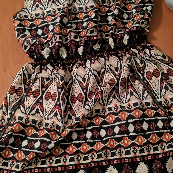 Speed Control Dress - Picture 3 of 6